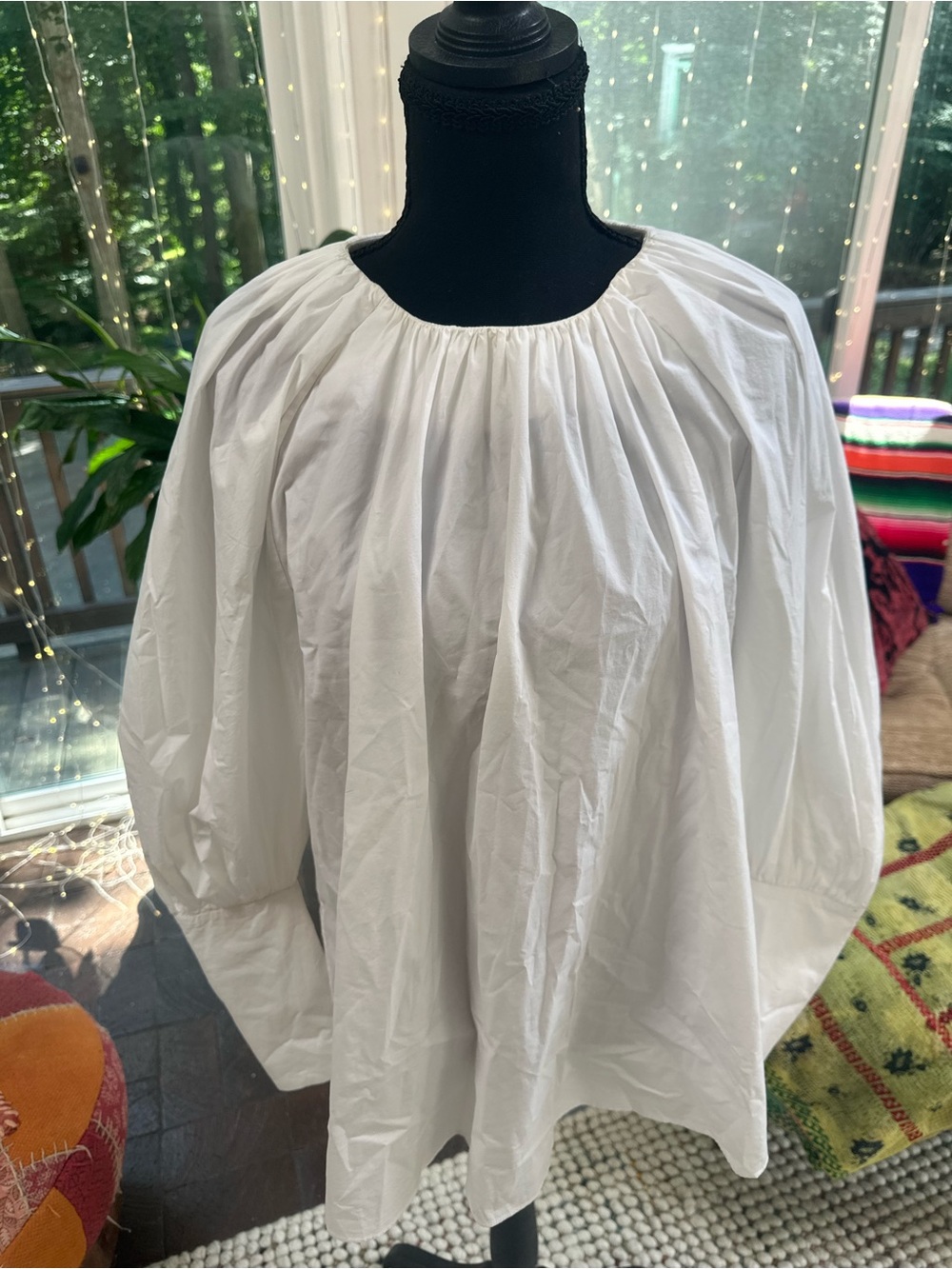 Lee Mathews White Gathered Peasant Blouse